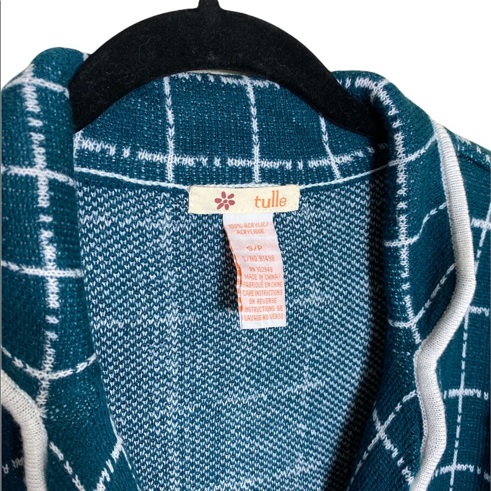 Tulle Collared 3 Button Sweater - image 3